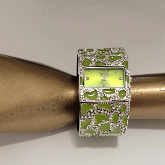 OSIROCK Sequin Green Sparkly Cuff Bangle Watch - Picture 12 of 14